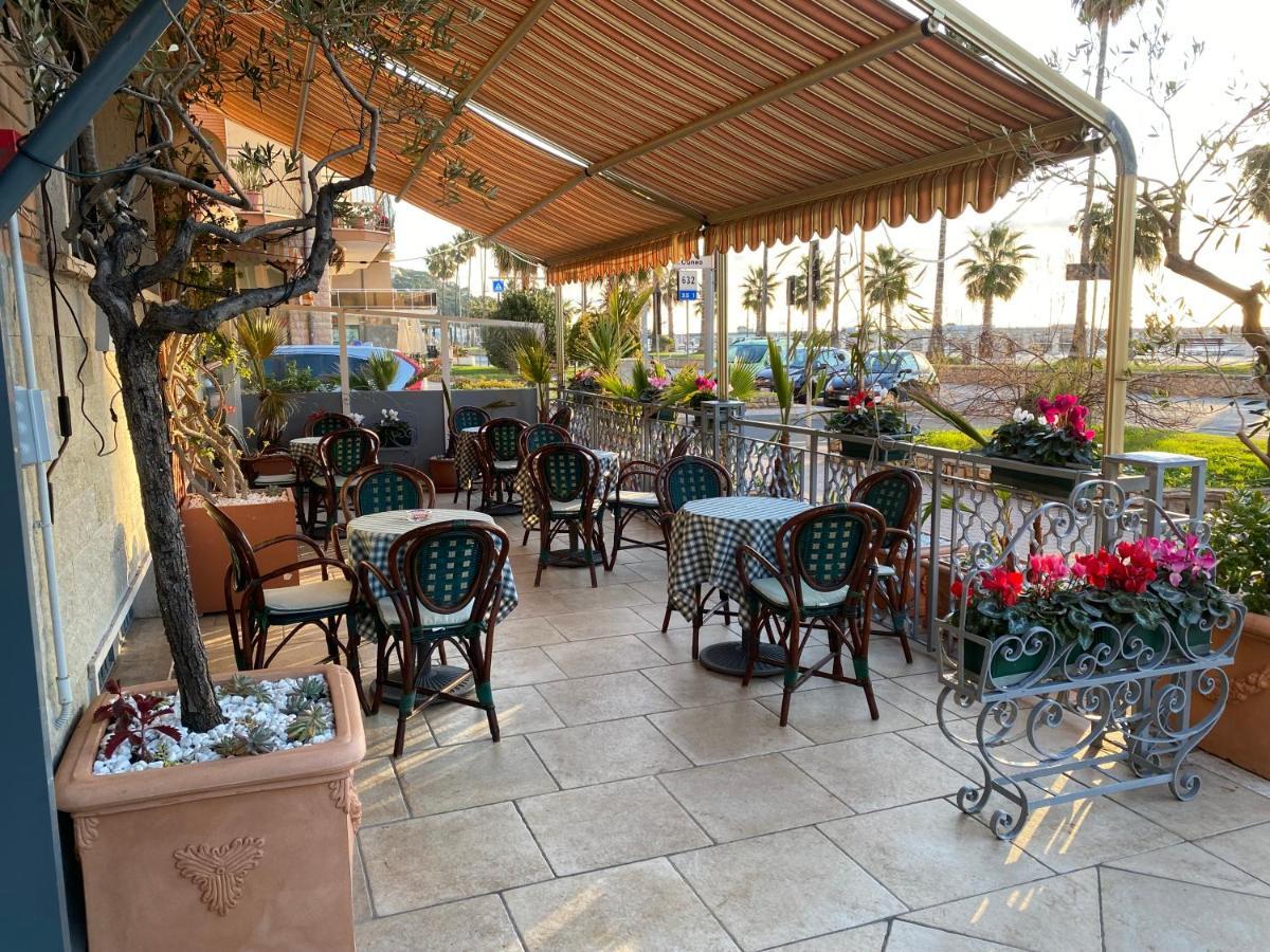 Hotel Moresco Andora ภายนอก รูปภาพ